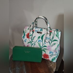 Kate Spade New York Laurel Way Evangelie Satchel White Hummingbird Floral Purse